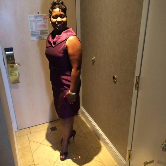 Meet your Posher, Karen - Picture 1 of 1