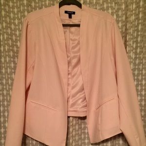 Sassy blazer 💗