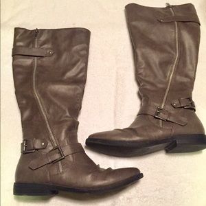 Rampage Size 10 Wide Calf grey boots