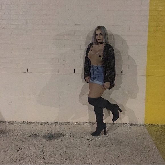 Dark grey suede knee high heels ✨