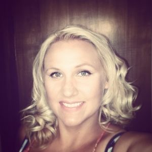 Meet your Posher, Holly