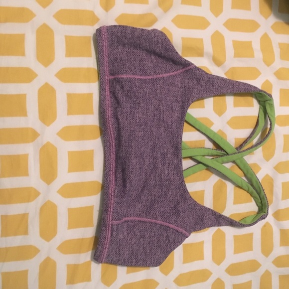 Sports bra