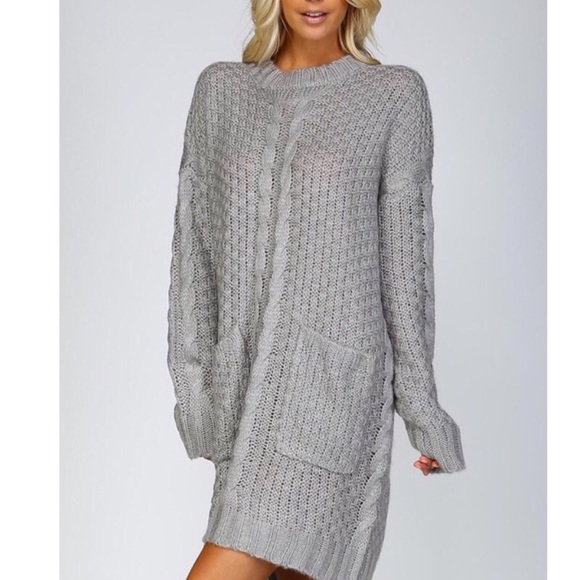 🆕 Chunky cable knit crochet grey sweater dress - Picture 3 of 4