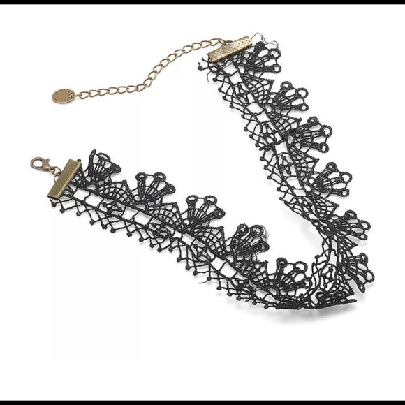 Jewelry - ✨SALE CHOKER✨NEW✨