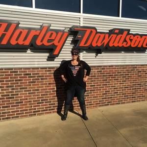 Meet your Posher, Tonya