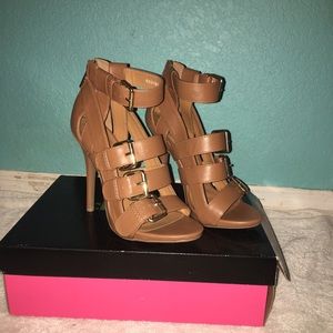 Brand New Brown & Gold Charlotte Russe Pumps!