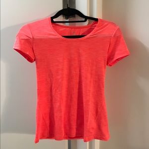 Athleta Shadow Stripe Chi Tee