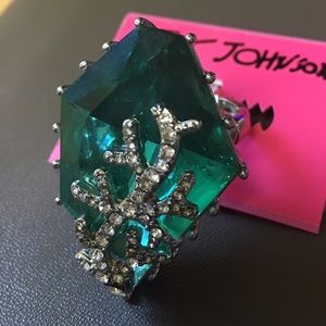 Betsey Johnson green blue coral mermaid ring