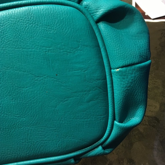 Turquoise purse - Picture 3 of 3