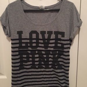 VS t shirt