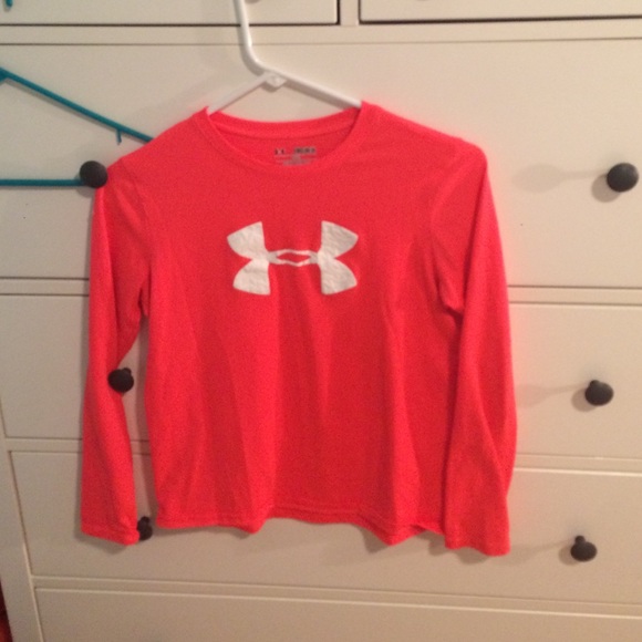 Long sleeve under armour shirt