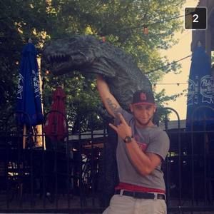 Meet your Posher, Zach