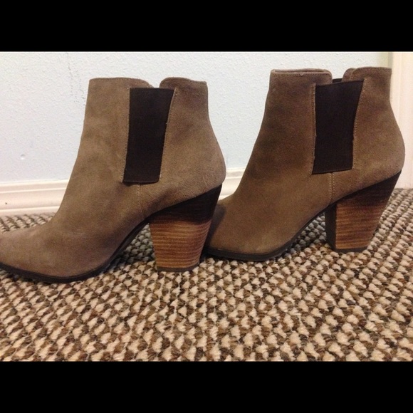 Vince Camuto