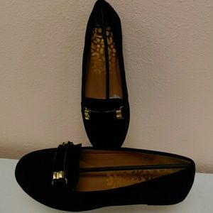 Last one!! Suede black loafer