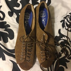 Jeffrey Campbell's booties women's size 8