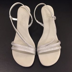 Onex magic-3 silver heel