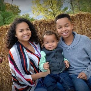 Meet your Posher, Leah