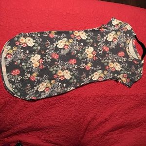 💕Forever 21 Curved line dress💕