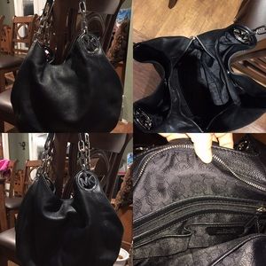 Authentic Michael Kors shoulder bag. Like new!
