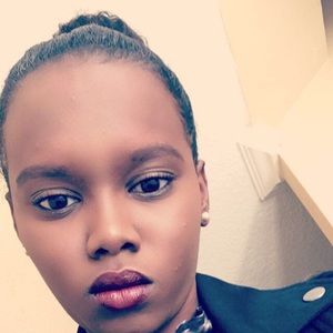 Meet your Posher, Alexandria
