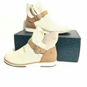BRAND NEW!! EMU Australia Lorne Boot