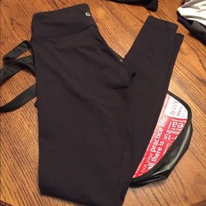Lululemon classic Wunder Unders