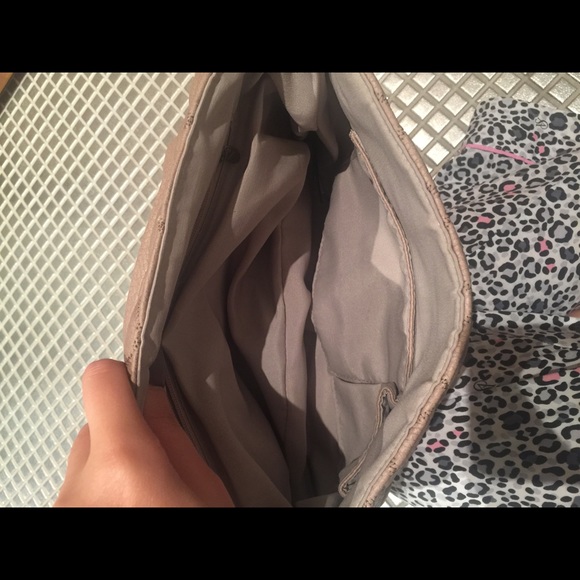 Hand bag - Picture 3 of 4