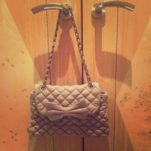 Hand bag