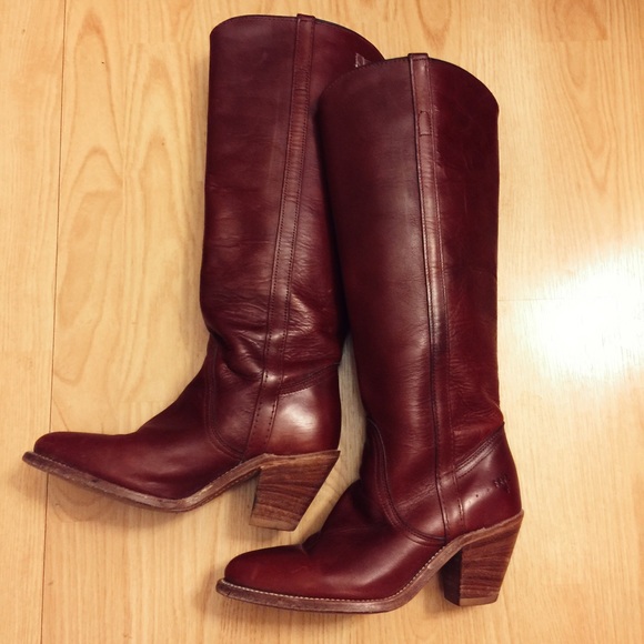 ✂️Cut✂️ Frye Tall Knee High Brown Leather Boots