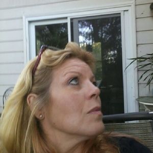 Meet your Posher, Diane