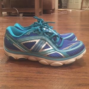 Women's Brooks Pure Flow