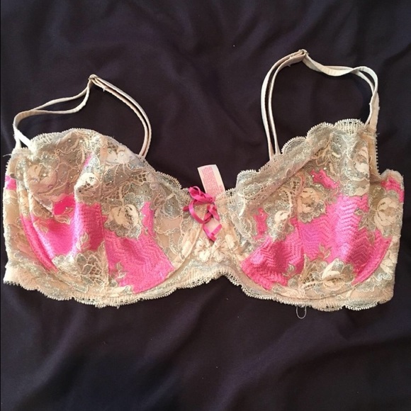 Victoria's Secret unlined lace bra