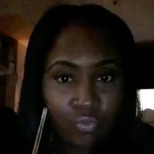 Meet your Posher, Angelique