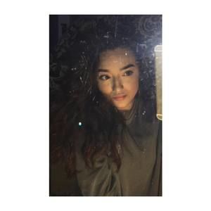 Meet your Posher, Leticia