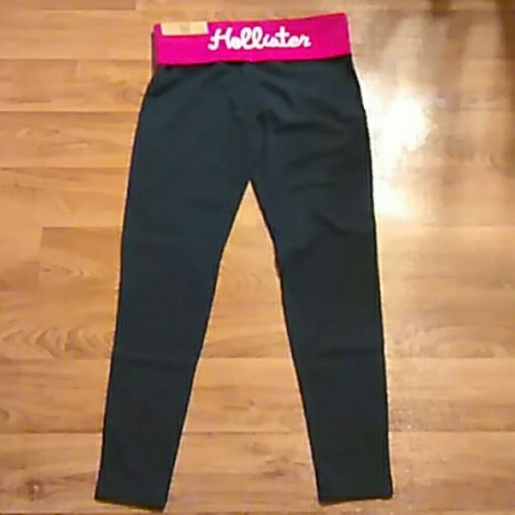 NWT Hollister Yoga Pants Size Medium