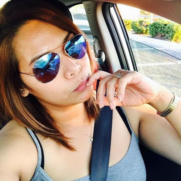 Meet your Posher, Emy - Picture 1 of 1