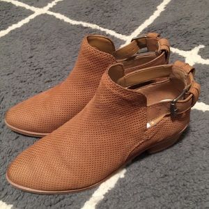 Dolce vita booties