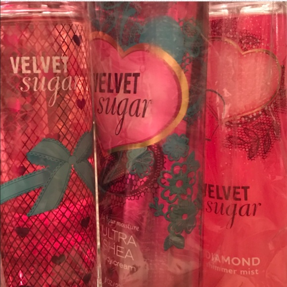 Bath & Body Works Velvet Sugar set