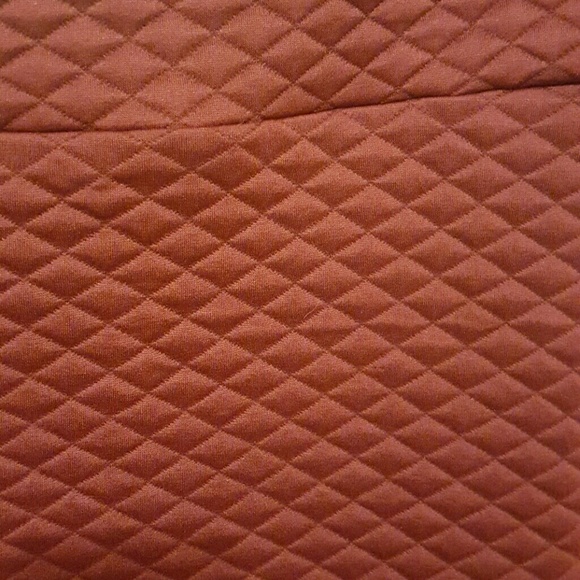 Charlotte Russe Maroon Pencil Skirt - Picture 2 of 2