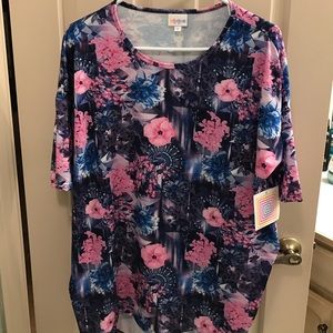 NWT LulaRoe Medium Irma (Tunic)