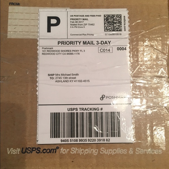 Meet your Posher, Christine - Picture 3 of 3