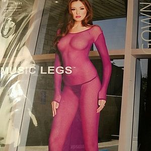 Music legs seamless fishnet long sleeve gown