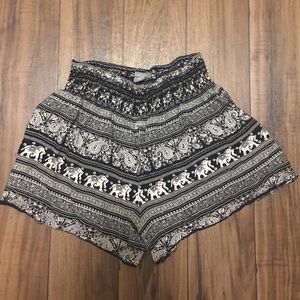 High waisted print short