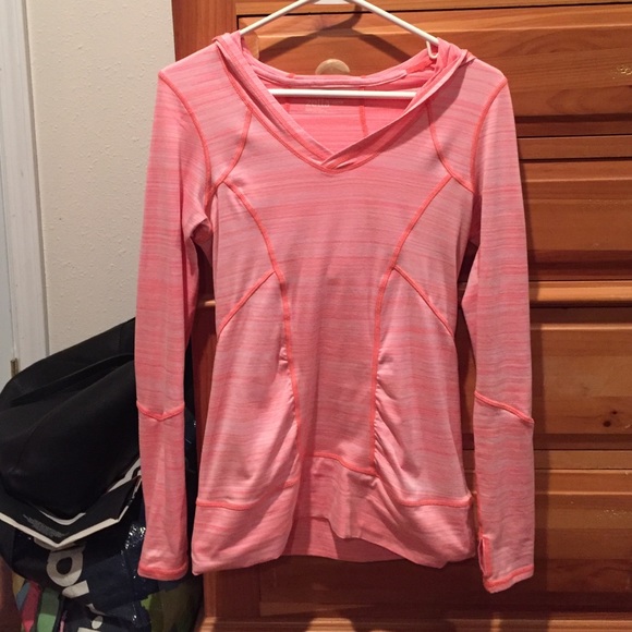 XS salmon/pink Zella pullover - Picture 1 of 2