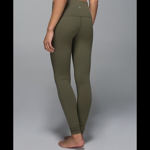 SALE⚡️ LULU LEMON Army Green Wunder Unders💦🍋