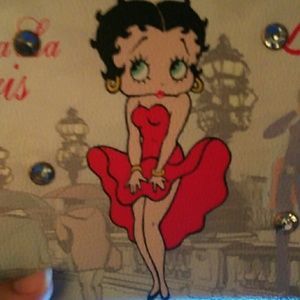 Meet your Posher, Desiree