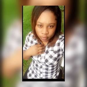 Meet your Posher, Sanique