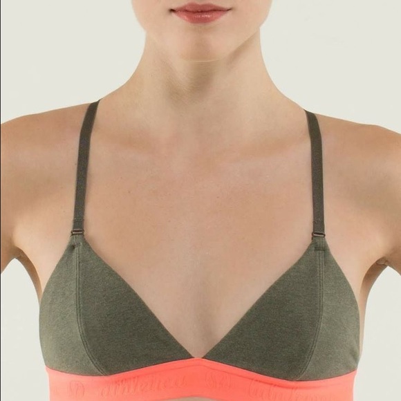 * RARE * LULU LEMON LIVE NATURAL BRA🍋💦