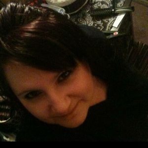 Meet your Posher, Roxanne