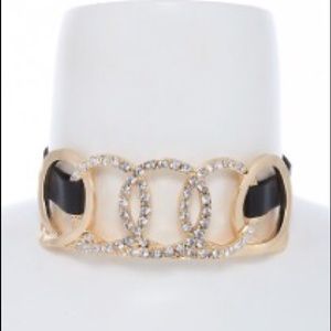 Very elegant choker necklace